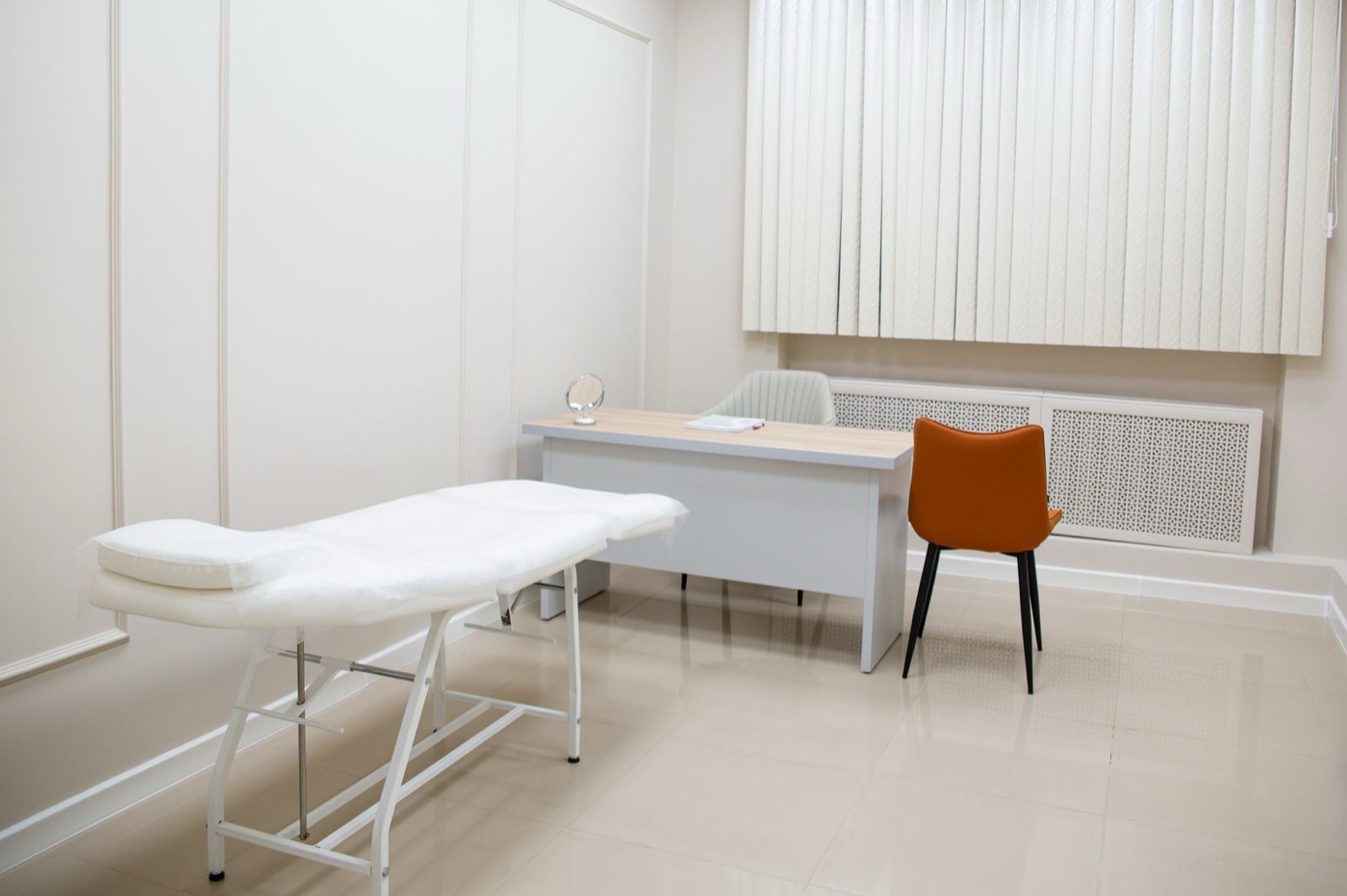 Minimalist medical examination room